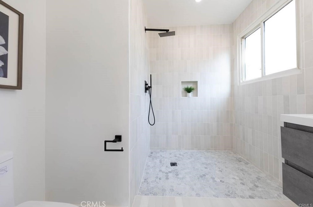 4922 Lynn St, Los Angeles CA  90042-3219 exterior