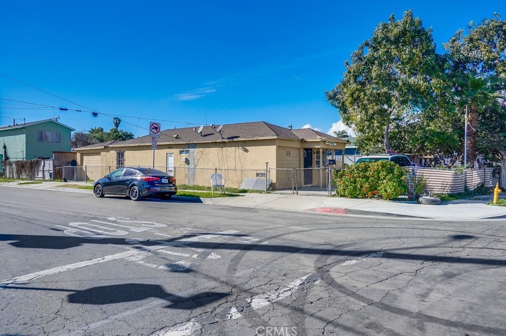 13023 S Mona Blvd, Compton, CA 90222