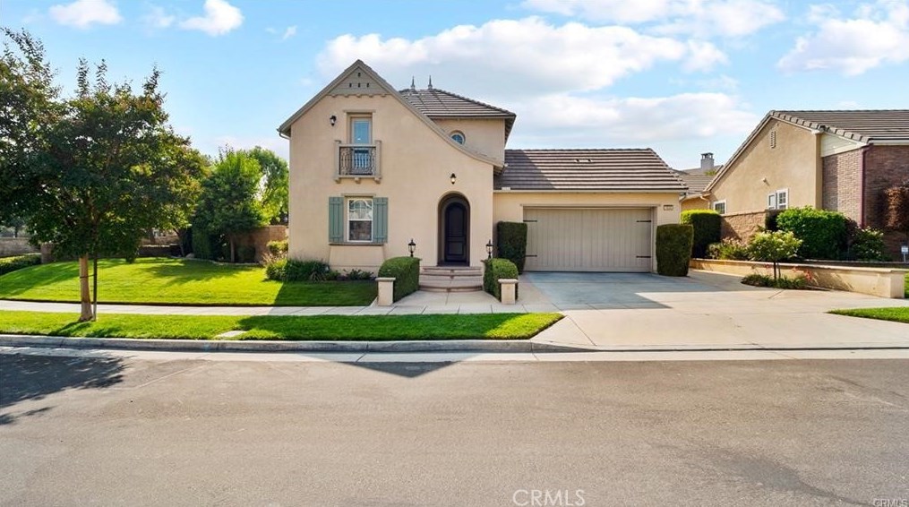 1526 Cole Ln, Upland, CA 91784