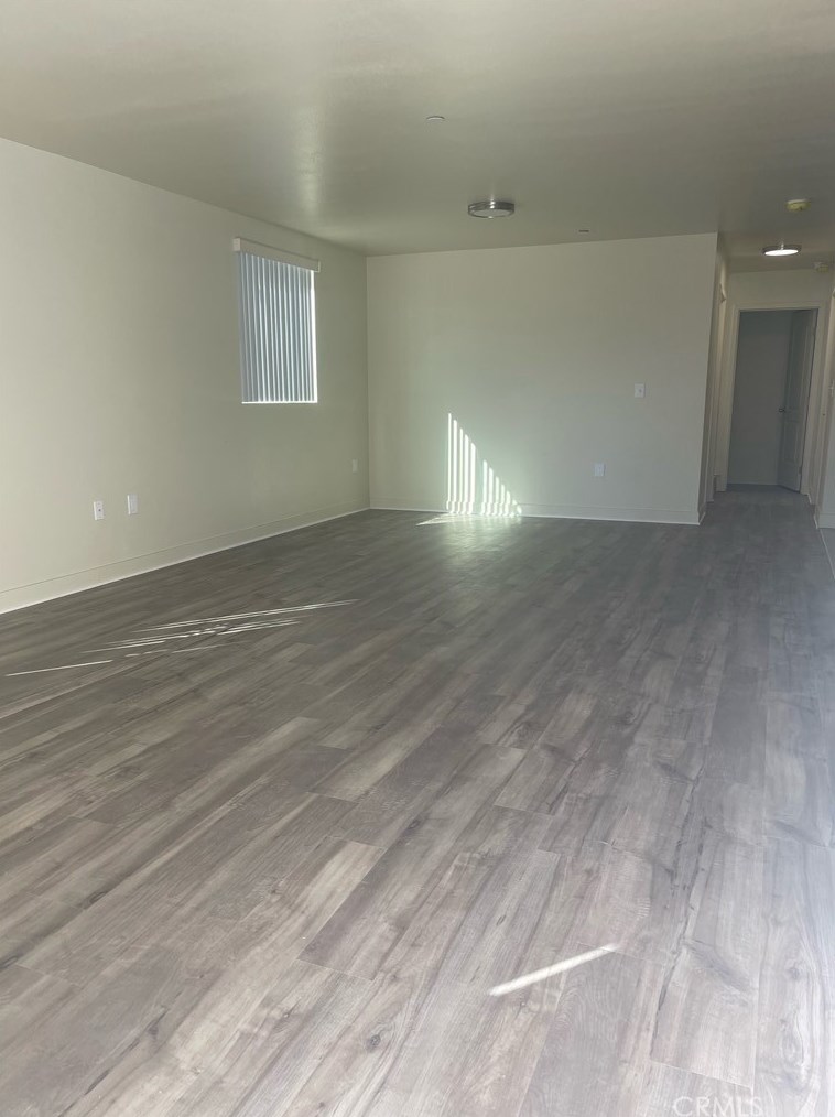 627 57 St, Los Angeles CA  90037-4834 exterior