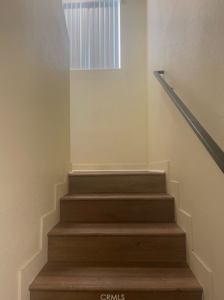 627 57 St, Los Angeles CA  90037-4834 exterior