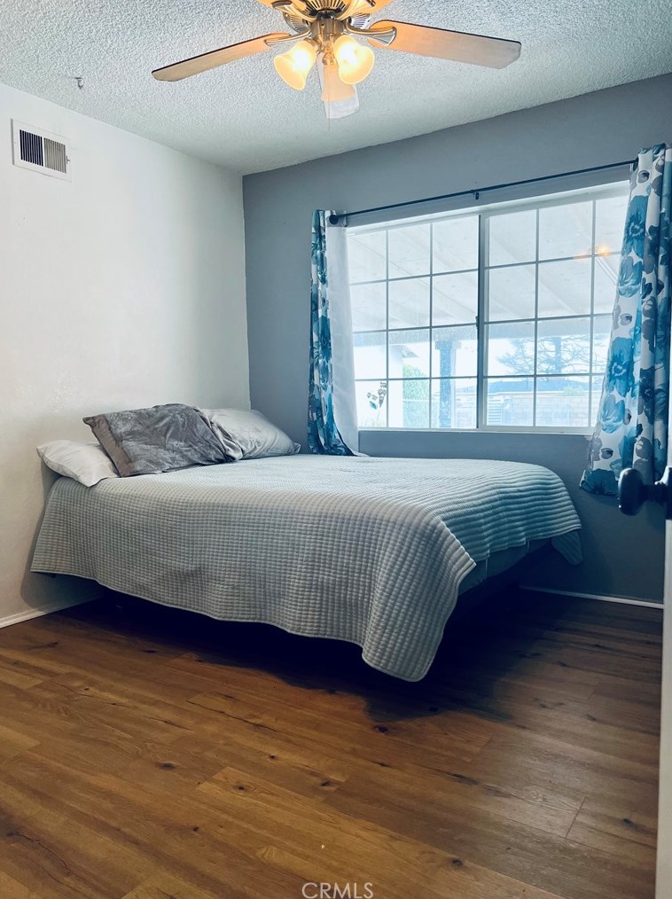 17373 Reed St, Fontana CA  92336-2750 exterior