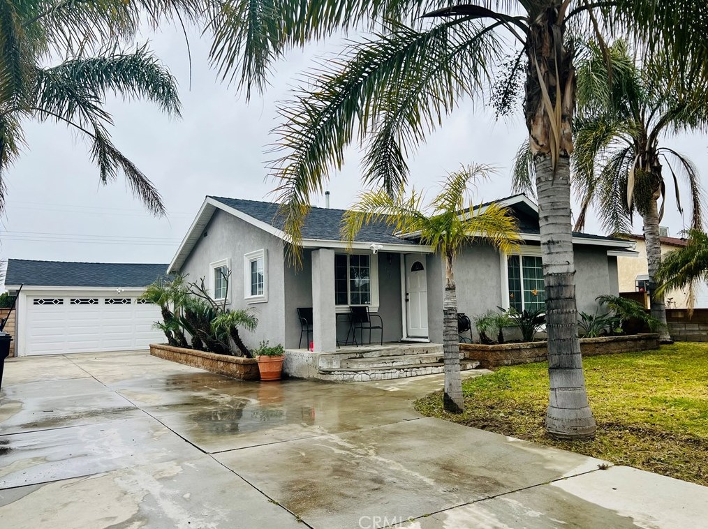 17373 Reed St, Fontana CA  92336-2750 exterior