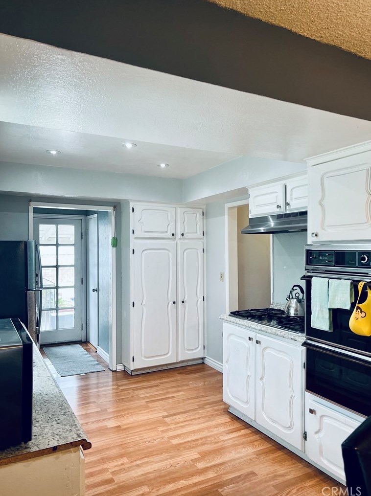 17373 Reed St, Fontana CA  92336-2750 exterior