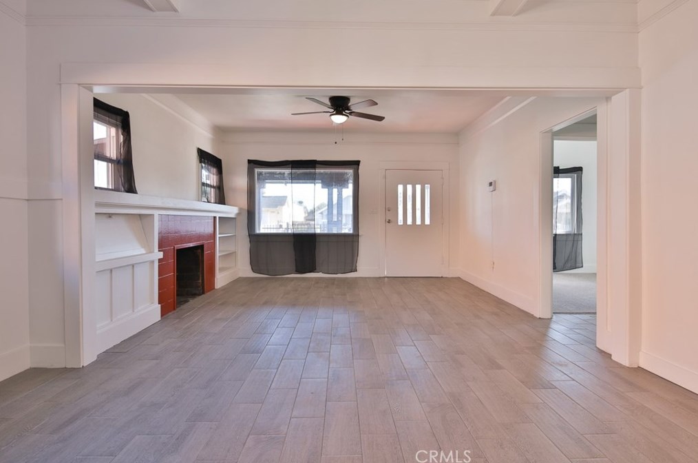 1437 54th St, Los Angeles CA  90011-4919 exterior