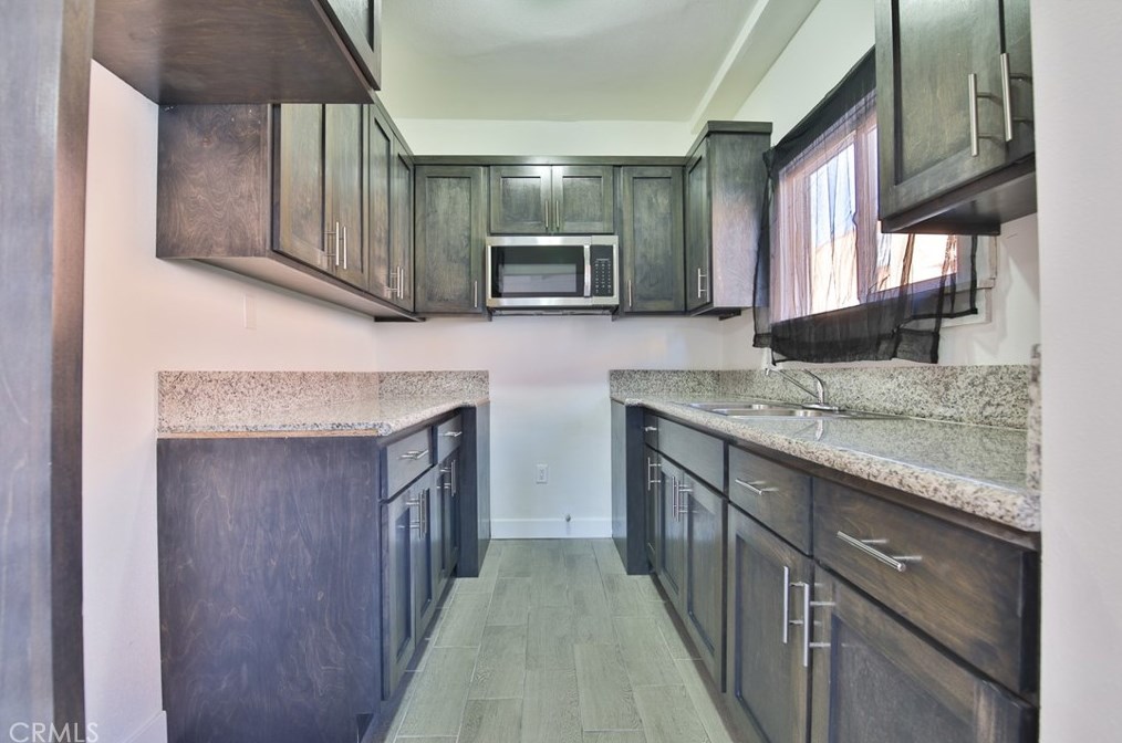 1437 54th St, Los Angeles CA  90011-4919 exterior