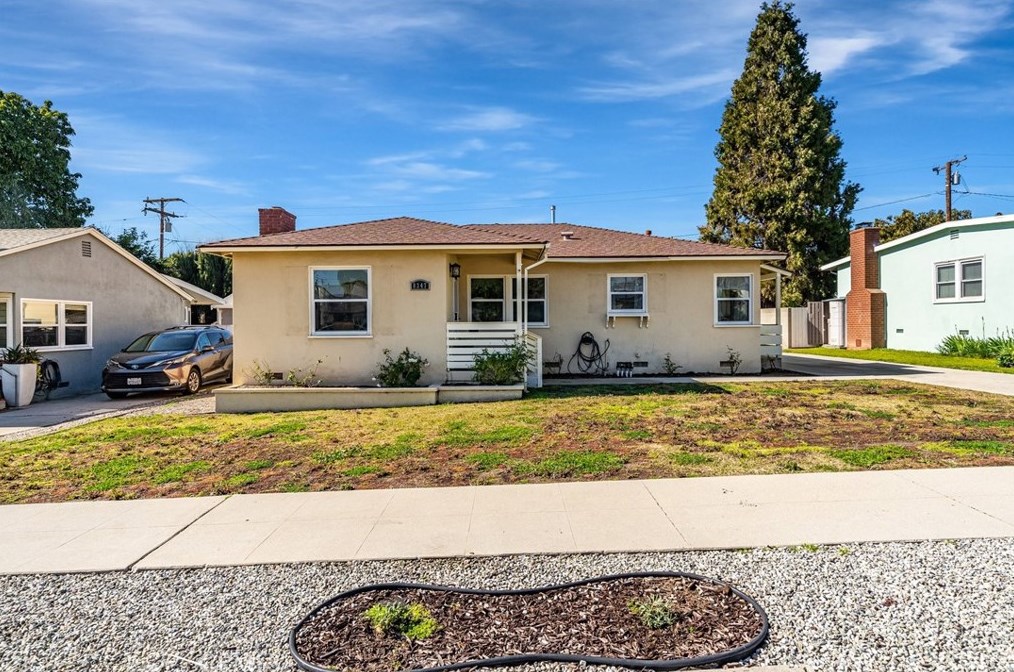 8347 California Ave, Whittier, CA 90605