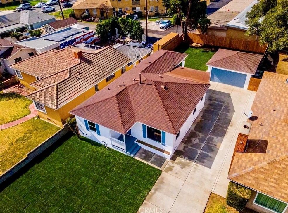 749 Mountain View Ave, Pomona CA  91767-4926 exterior