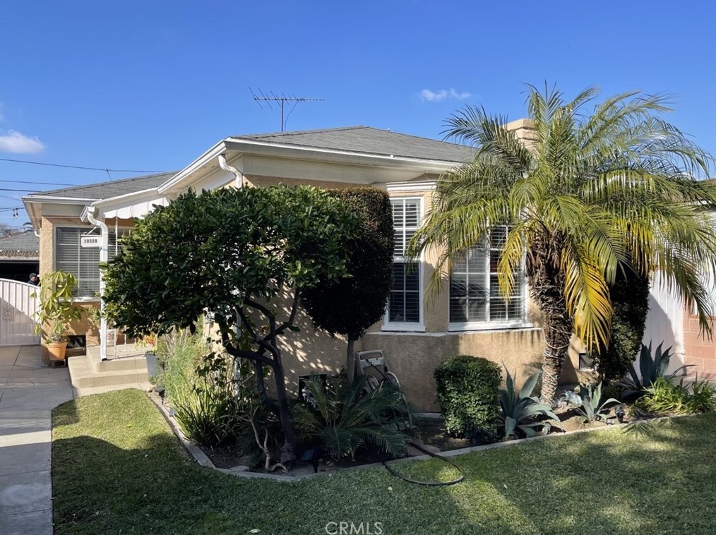 10309 Jackson Ave, South Gate, CA 90280