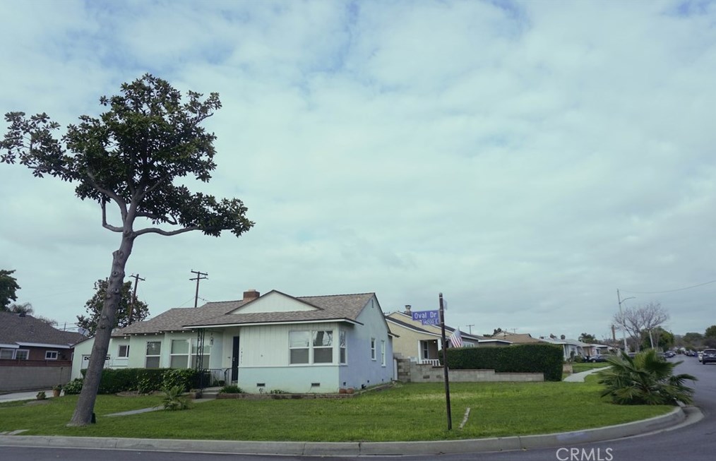 14211 Oval Dr, Whittier, CA 90604