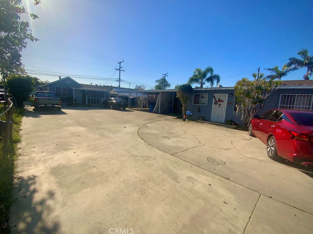 6712 Granger Ave, Bell, CA 90201