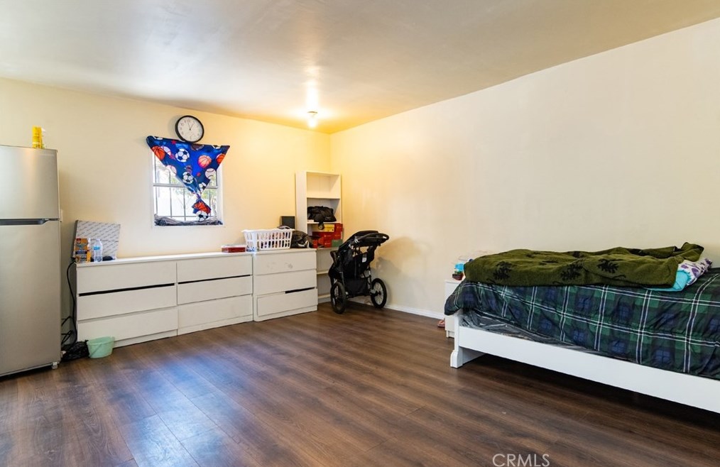 622 51st St, Los Angeles CA  90011-4020 exterior
