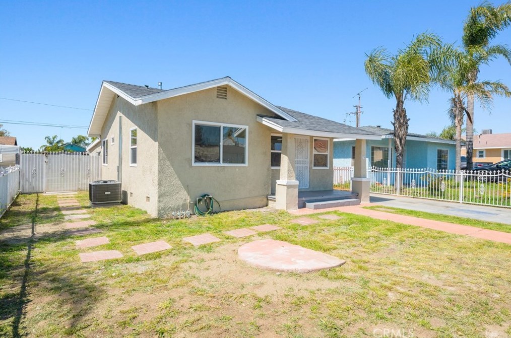340 N Willow Ave, Rialto, CA 92376