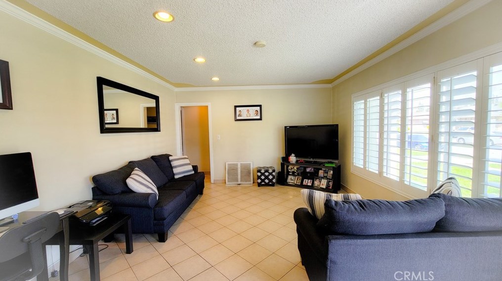 9402 Melita St, Pico Rivera, CA 90660