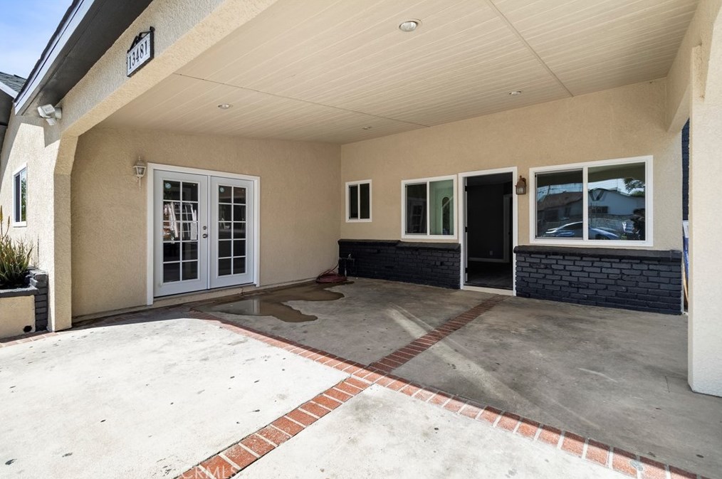 13481 Cornelius St, Los Angeles, CA 91331-2308