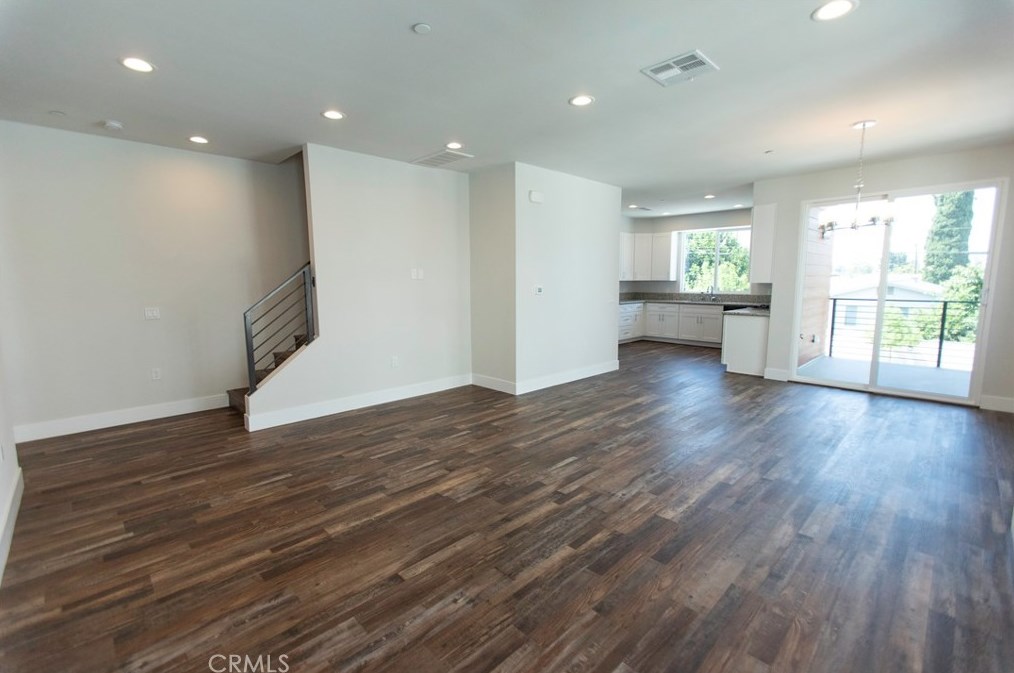 8427 Tweedy Ln, Downey, CA 90240