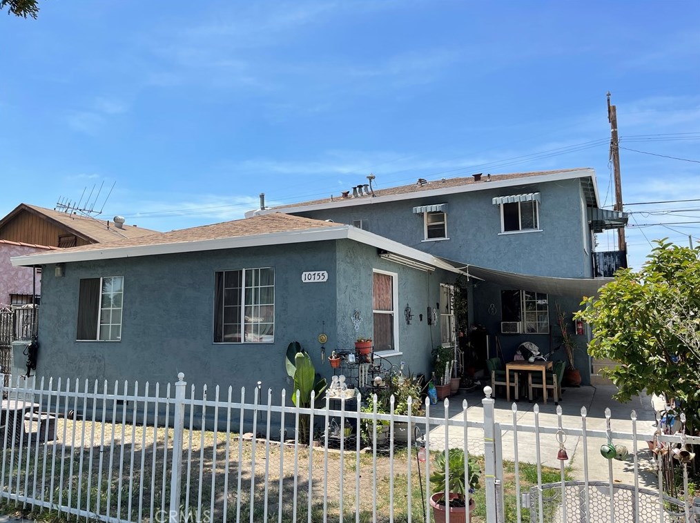 10755 State St, Lynwood, CA 90262