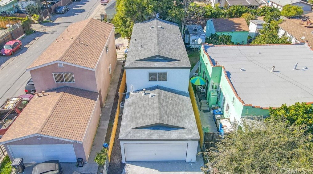 10623 Croesus Ave, Los Angeles CA  90002-3813 exterior