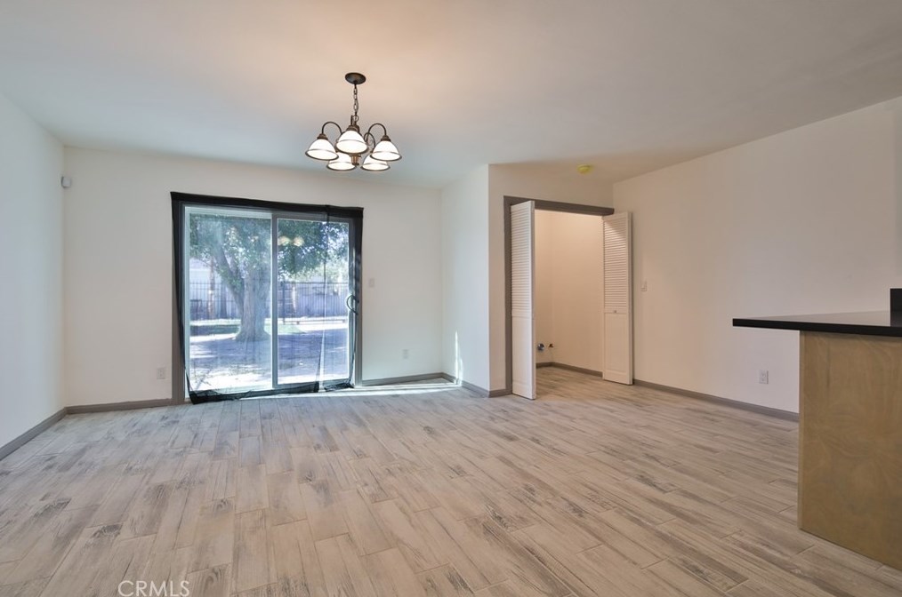 10623 Croesus Ave, Los Angeles CA  90002-3813 exterior