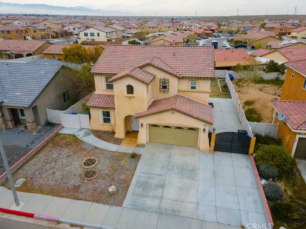 15974 Golden Meadow Ln, Victorville, CA 92394