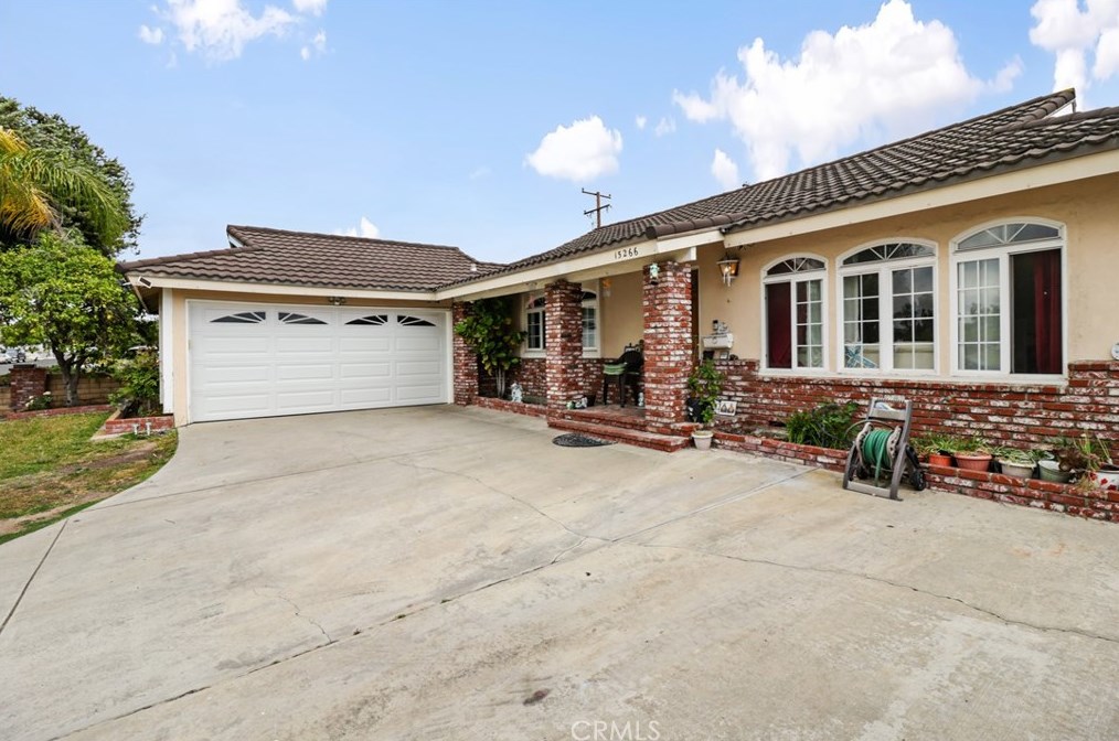 15266 Valeda Dr, La Mirada, CA 90638-2440