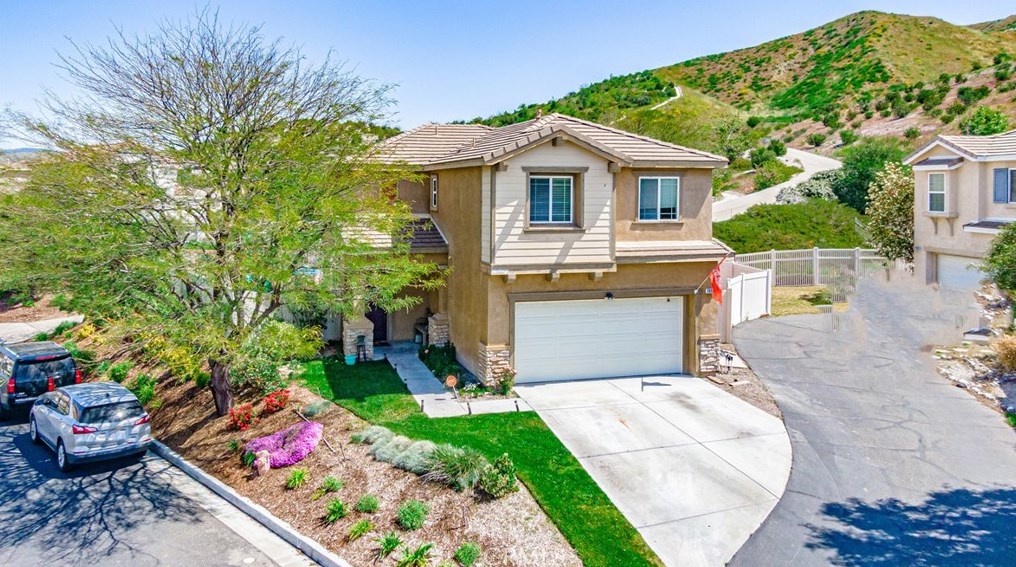 29334 Ryan Ln, Santa Clarita, CA 91387