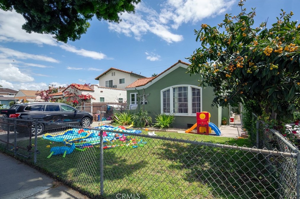 10624 Pescadero Ave, South Gate, CA 90280
