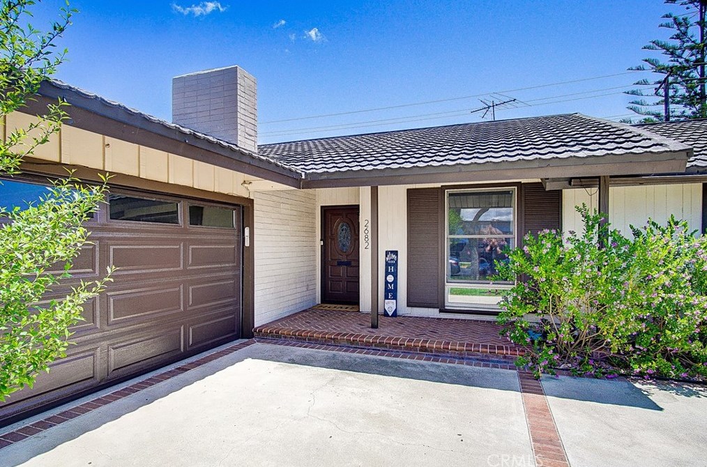 2682 Salmon Dr, Los Alamitos, CA 90720