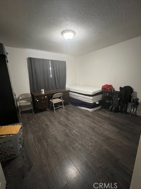 15472 Tacony Rd, Apple Valley CA  92307-4544 exterior