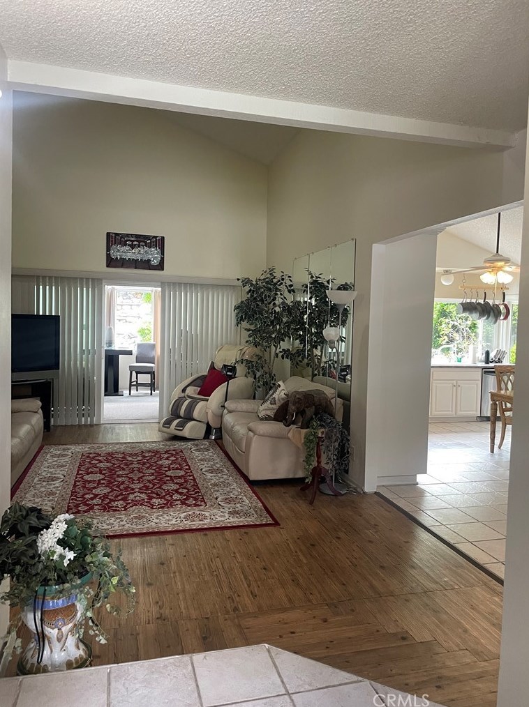 3136 Black Hl Ct, Thousand Oaks CA 91362-3515 exterior