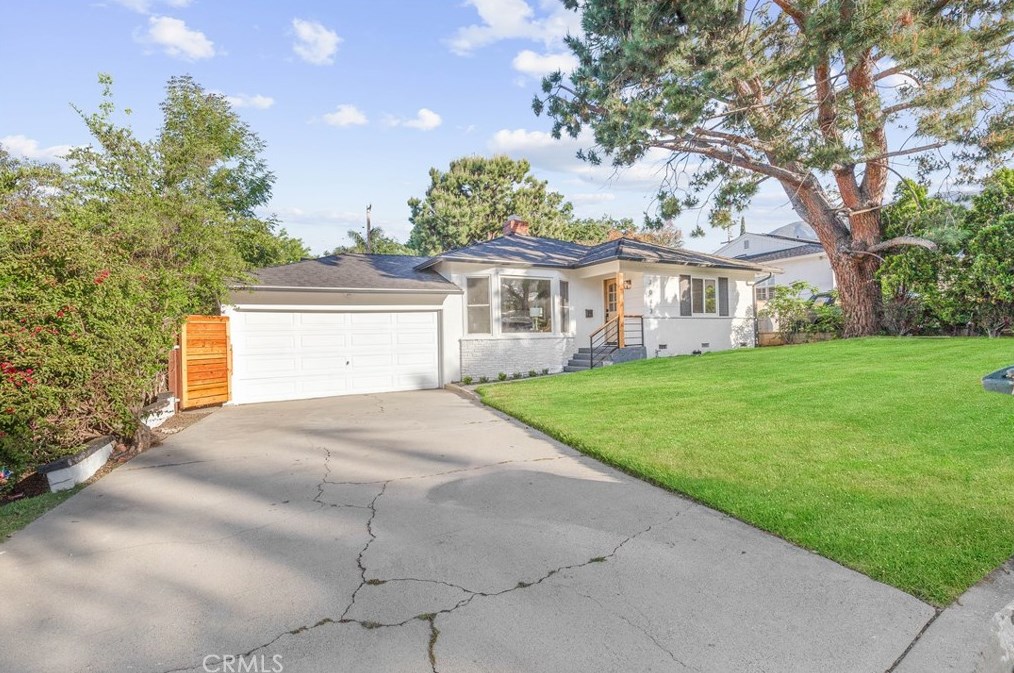 3043 Highview Ave, Altadena, CA 91001