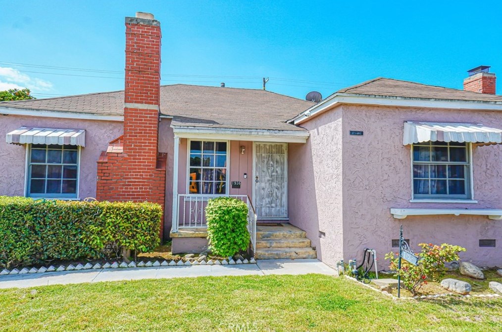 1936 W 92nd St, Los Angeles, CA 90047