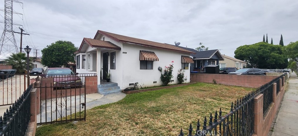 8999 San Carlos Ave, South Gate, CA 90280