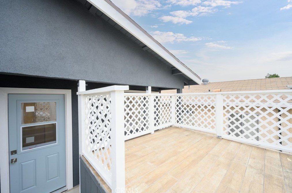 3966 Dobinson St, Los Angeles CA  90063-1751 exterior