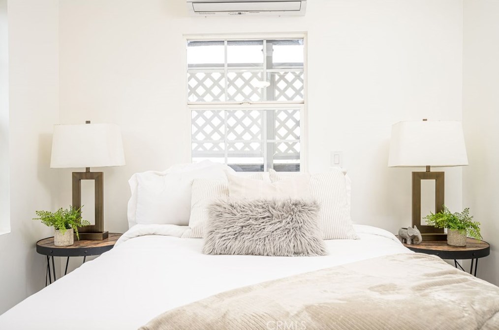 3966 Dobinson St, Los Angeles CA  90063-1751 exterior