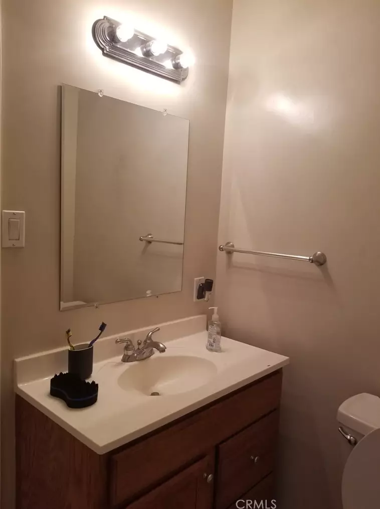 12215 Gard Ave, Norwalk CA  90650-2347 exterior