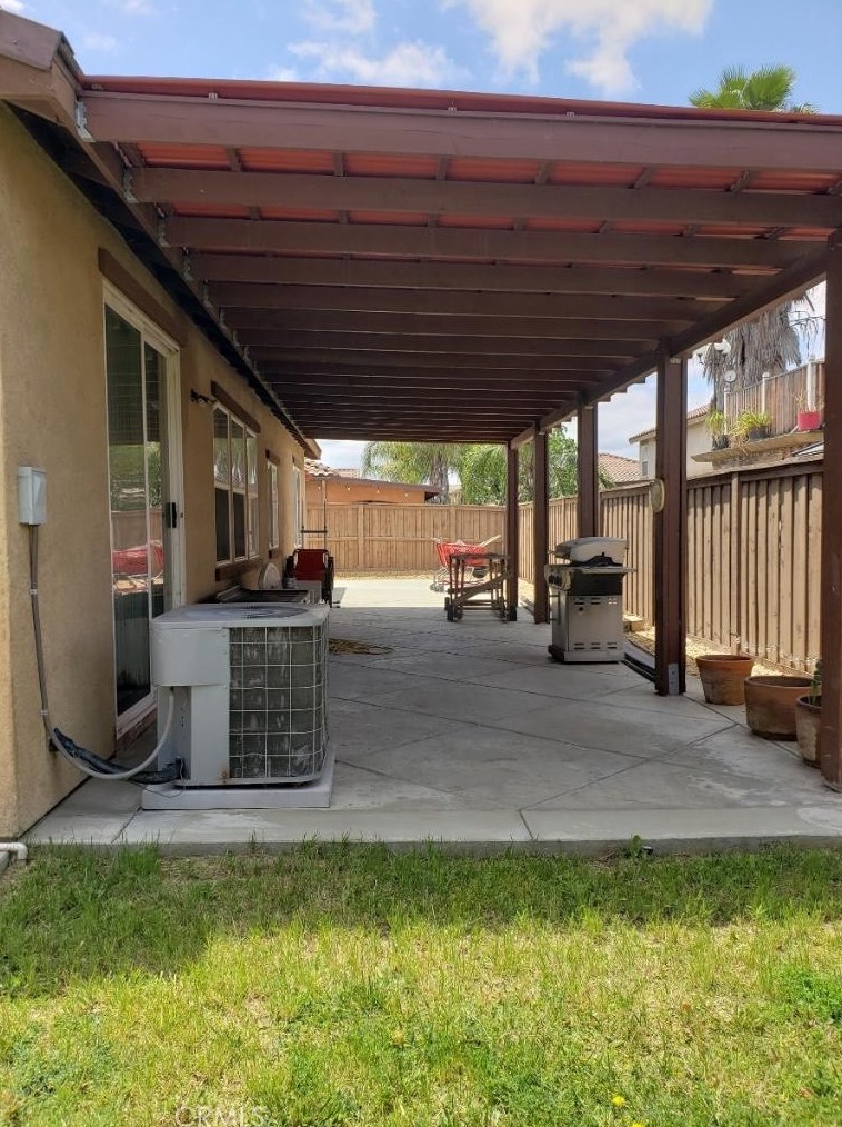 1021 Dandelion Way, Hemet, CA 92545-6385