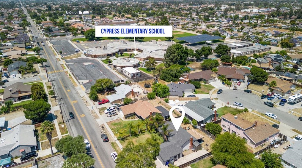 9835 Cypress Ave, Fontana CA  92335-6506 exterior