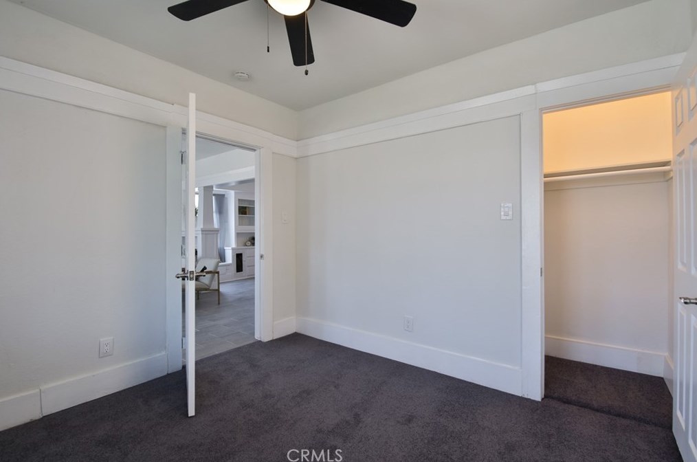 1658 68th St, Los Angeles CA  90001-2062 exterior