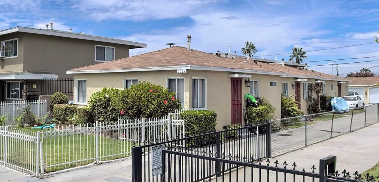 3587 Beechwood Ave, Lynwood, CA 90262
