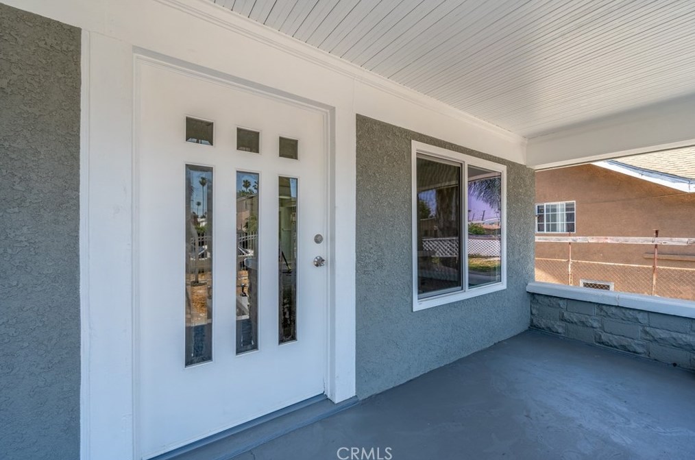 343 75th St, Los Angeles, CA 90003-2317