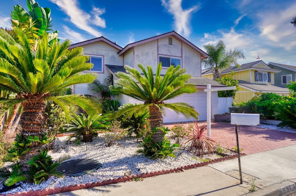 991 Trabuco Cir, Costa Mesa, CA 92627-3917