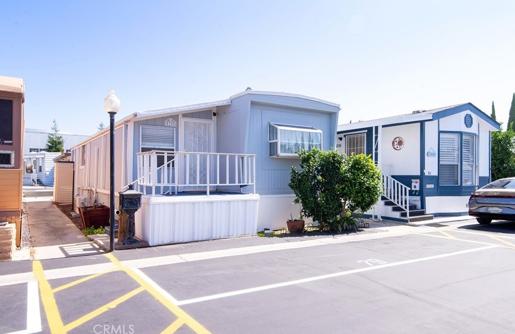 11250 Playa St, Culver City CA  90230-6147 exterior