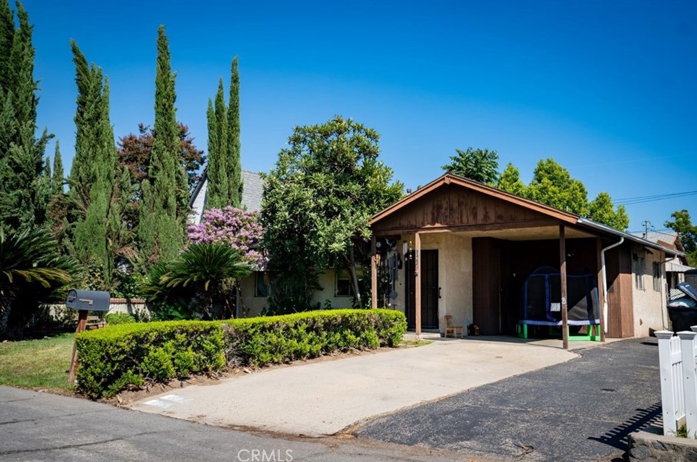 946 N 4th Ave, Upland, CA 91786