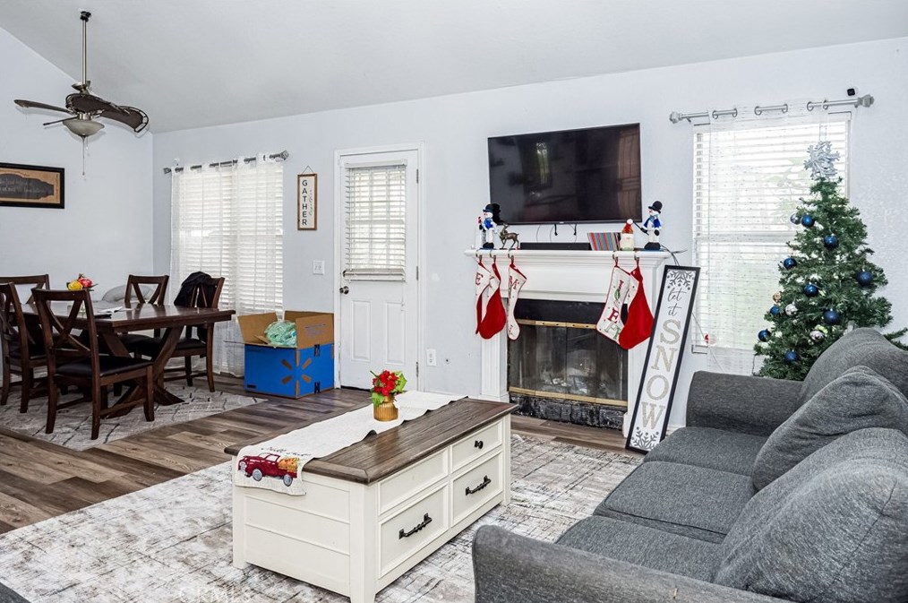 7540 Eucalyptus Dr, Highland, CA 92346