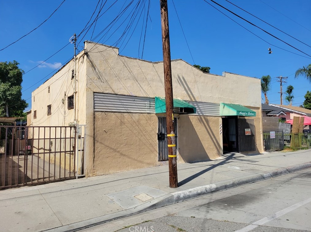 6007 Holmes Ave, Los Angeles, CA 90001-1430