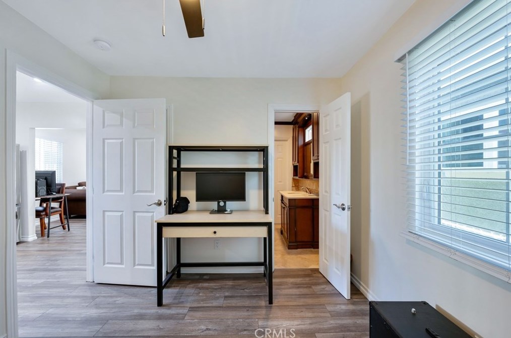 740 108th St, Los Angeles CA  90044-4345 exterior