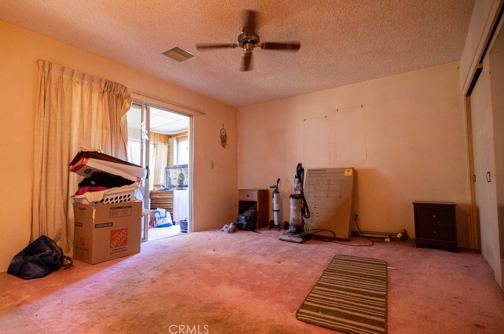 4675 Hilton Ct, Yucca Valley, CA 92284-9130