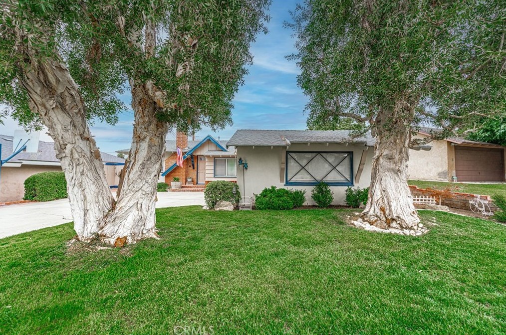 520 S Blake St, La Habra, CA 90631