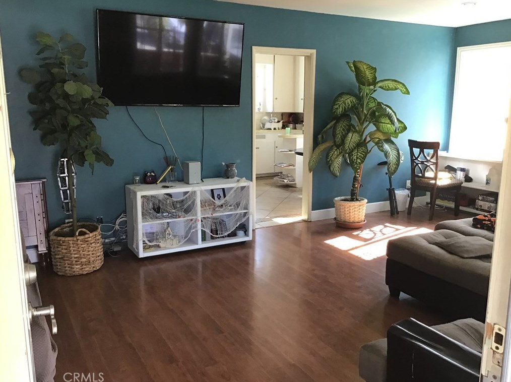 3891 Sherman Dr, Riverside, CA 92503